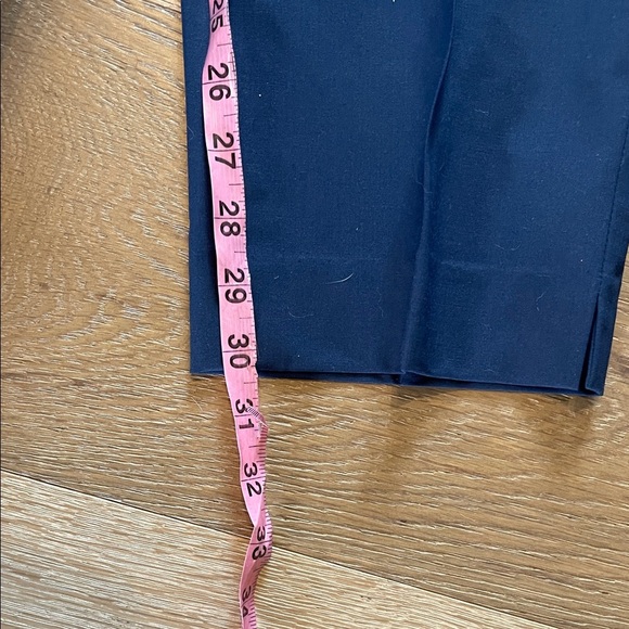 Lafayette 148 New York size 18 Navy Dress Pants wool
Blend trousers - Picture 7 of 9